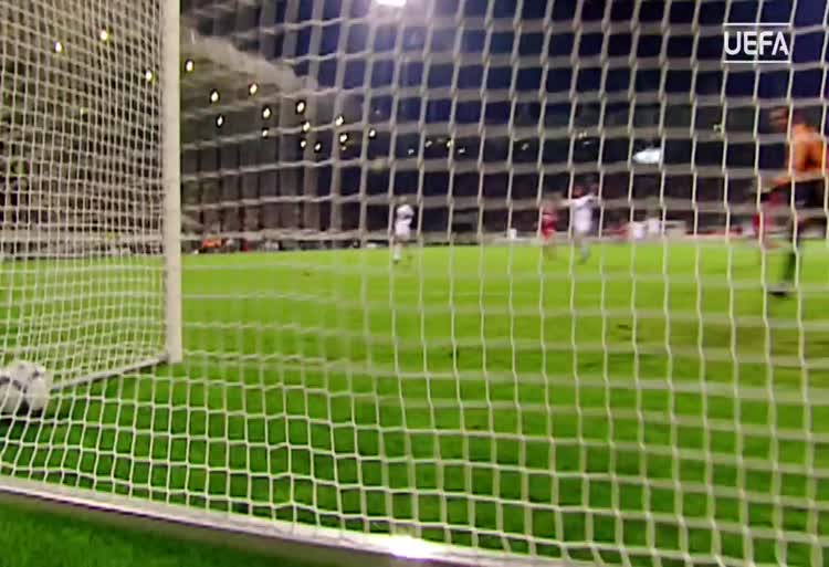 پنج گل تاریخی روبرتو کارلوس رئال مادرید