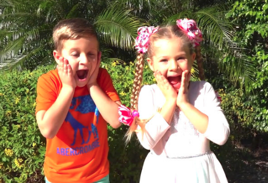 برنامه کودک دیانا و روما سورپرایز اسباب بازی