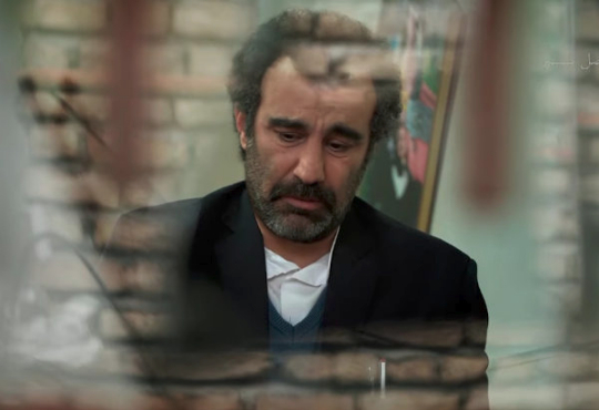 سریال پایتخت نقی با پنجه بوکس و نانچیکو