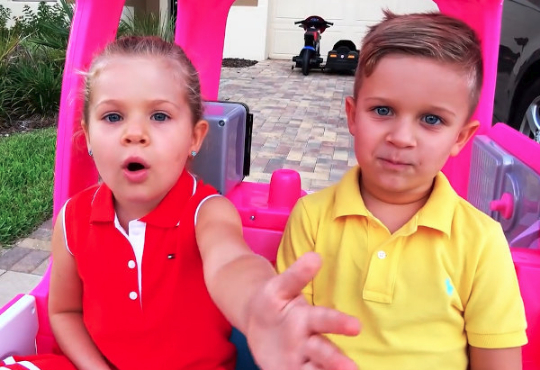 برنامه کودک دیانا و روما دیانا و ماشین باربی قسمت اول