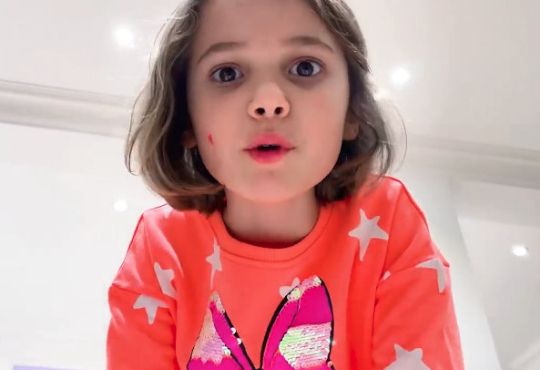 برنامه کودک کتی پلیس و ژله