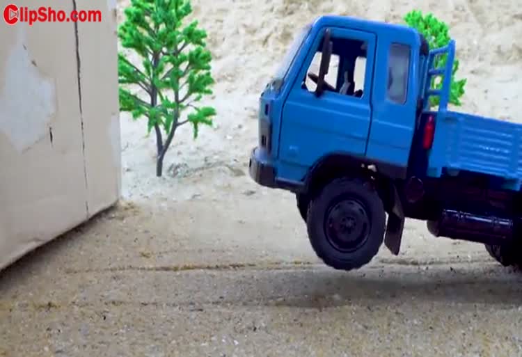 برنامه کودک بیبو / تانک ها و ماشین های پلیس 