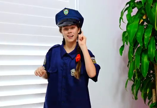 برنامه کودک نستیا آرتم میا / داستان خنده دار تعقیب و گریز پلیس