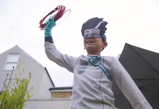 برنامه کودک گروه شب نقاب / پی جی ماسک و کوچک کننده