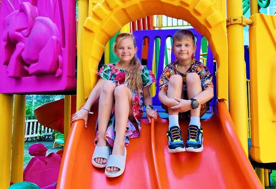 برنامه کودک دیانا و روما بچه های هتل