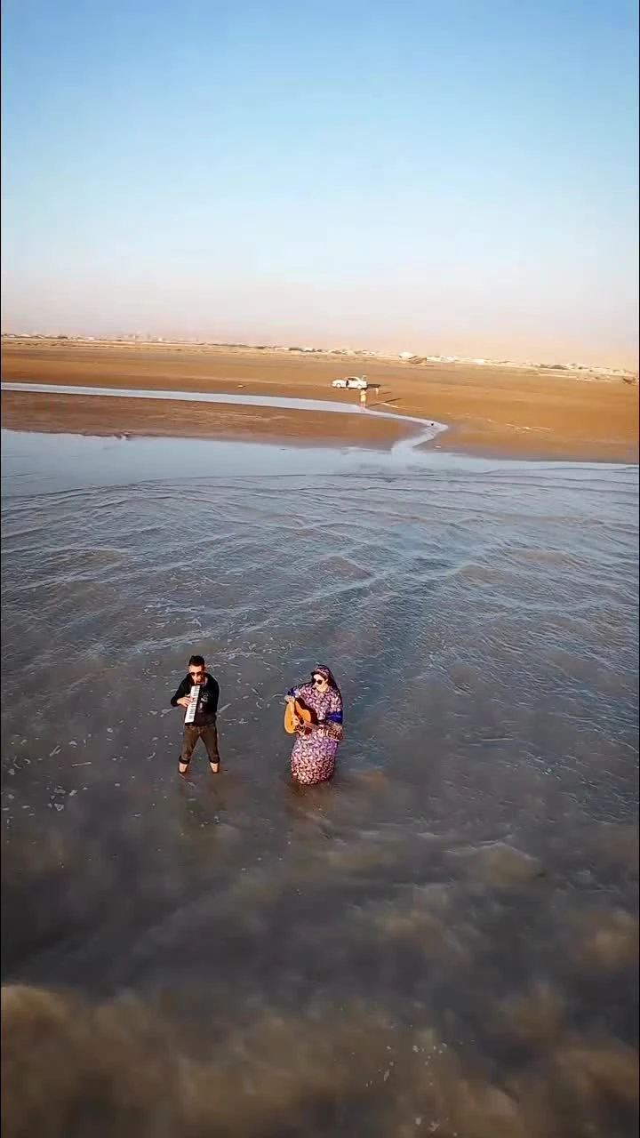 آهنگ مرداب با اجرای زیبای مونالیزا و مهرشاد اصلاح پذیر