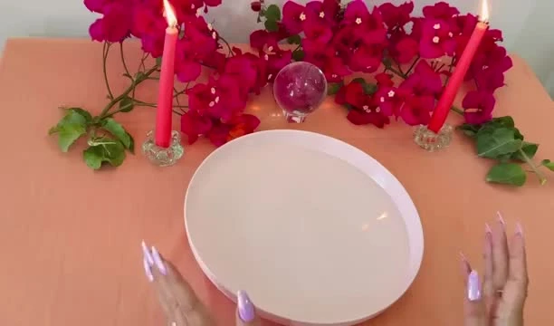 فال نوستراداموس و پیشگویی قطعی آینده نزدیک