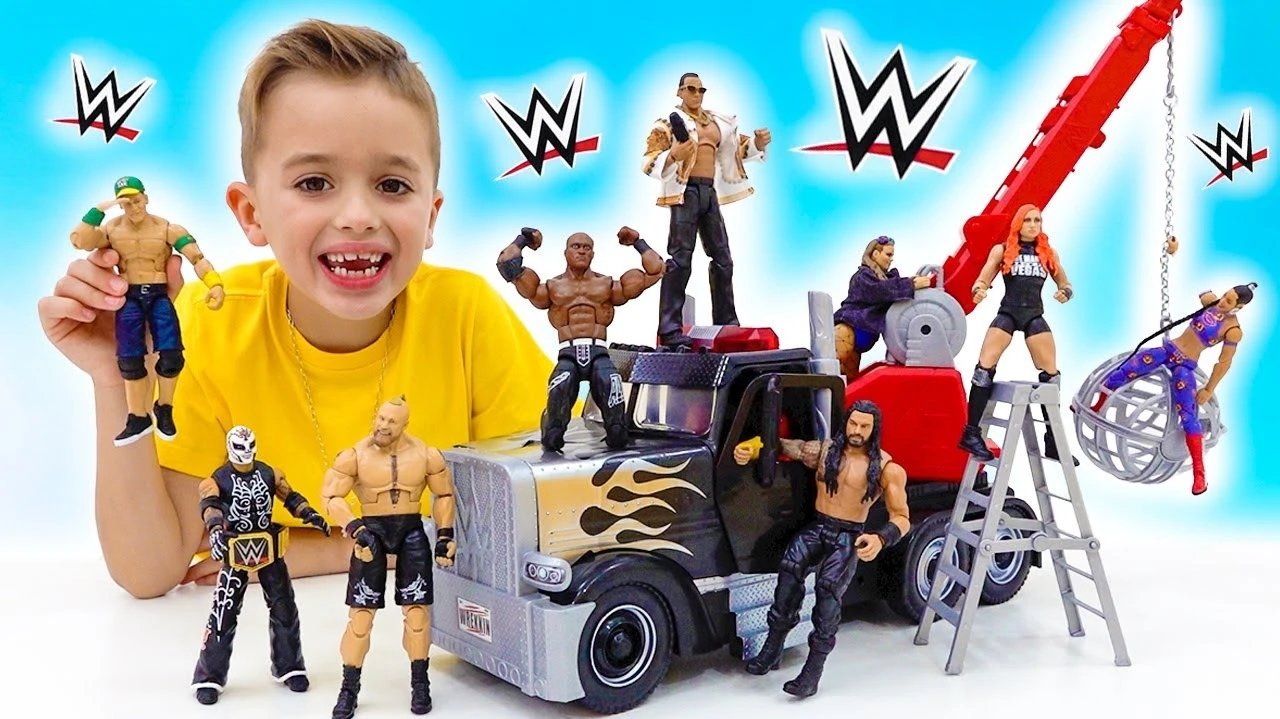 برنامه کودک ولاد و نیکی / ورزش با اسباب بازی های WWE 